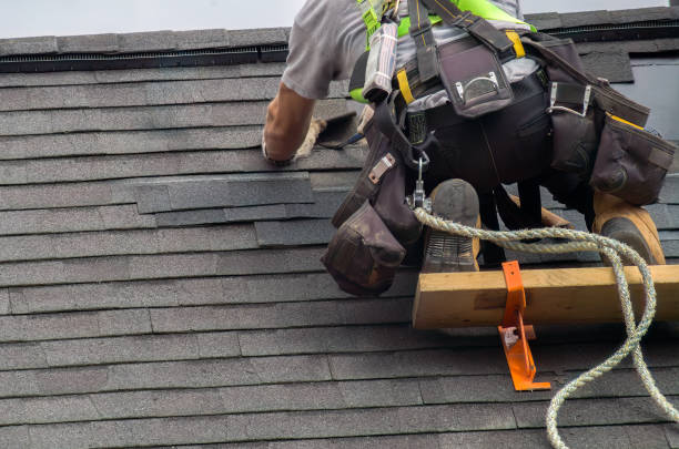 Best Flat Roof Repair Services  in Deerwood, TX